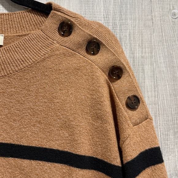 Loft women’s L Carmel brown black stripe tunic sweater with shoulder buttons C1 - Picture 3 of 5
